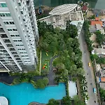 Comfort 1Br Apartment At Thamrin Residence By Travelio